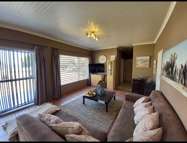 16,134M² FARM FOR SALE IN HARTBEESFONTEIN AH